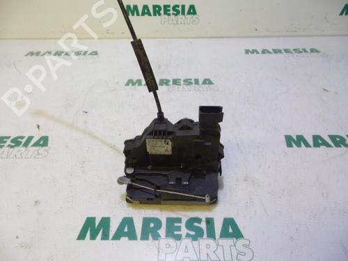 Used Electronic module FIAT GRANDE PUNTO (199_) 1.3 D Multijet (84 hp) 31529047