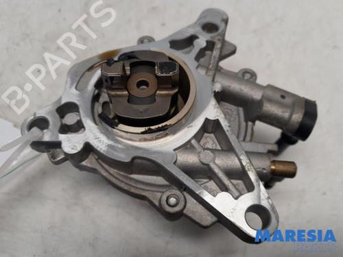 Used Vacuum pump FIAT PUNTO (199_) 0.9 (101 hp) 31404412