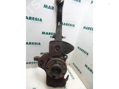 Used Right front steering knuckle ALFA ROMEO 156 (932_) 2.0 16V T.SPARK (932A2) (155 hp) 31415722