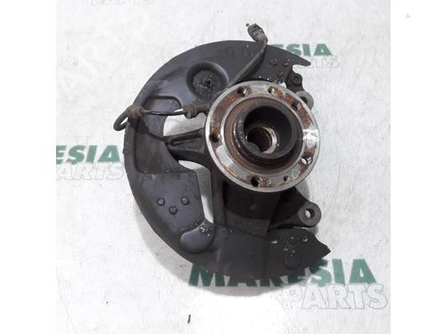 Used Right front steering knuckle CITROËN C4 Grand Picasso II (DA_, DE_) 1.6 HDi / BlueHDi 115 (115 hp) 31534445