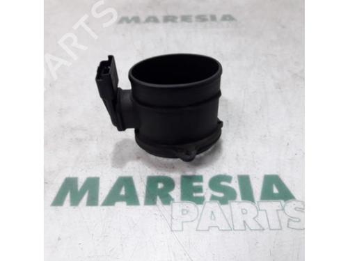 Used Mass air flow sensor PEUGEOT PARTNER Box Body/MPV 1.6 HDi (75 hp) 31530945