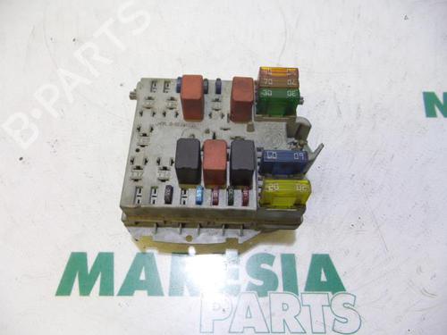Used Fuse box FIAT PUNTO (188_) 1.2 60 (188.030, .050, .130, .150, .230, .250) (60 hp) 31402586