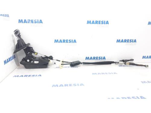 Used Gear lever Gear lever RENAULT MEGANE IV Grandtour (K9A/M/N_) 1.3 TCe 115 (K9N9) (116 hp) 31439841 31439841