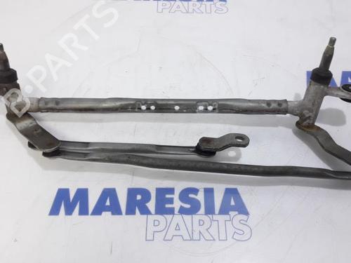 Used Front wipers mechanism FIAT PANDA (312_, 319_) 0.9 (312PXG1A) (86 hp) 31462273