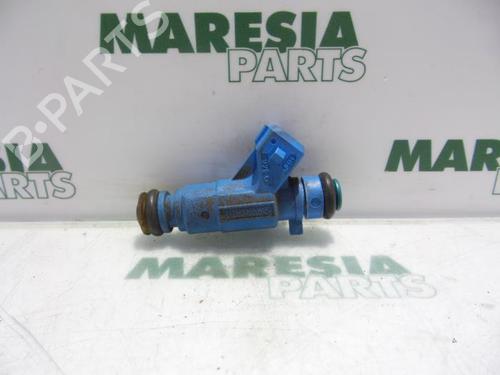 Used Injector FIAT BRAVO I (182_) 1.2 16V 80 (80 hp) 31488681