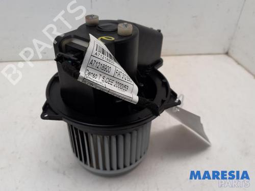 Used Heater blower motor FIAT 500 (312_) 0.9 (312AXP1A) (60 hp) 31438594