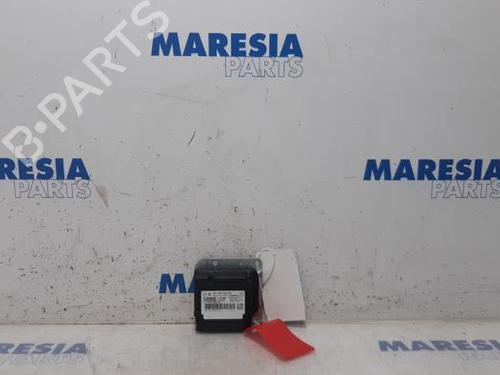 Used ECU airbags CITROËN C4 CACTUS 1.2 VTi 82 (82 hp) 31407077