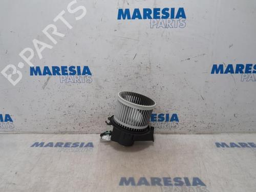 Used Heater blower motor FIAT 500 (312_) 0.9 (312AXG1A, 312.AXG11) (86 hp) 31384002