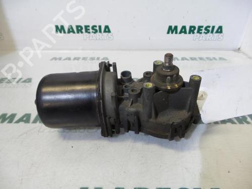 Used Front wiper motor RENAULT LAGUNA II Grandtour (KG0/1_) 2.0 16V (KG00, KG0K, KG0W, KG0P) (135 hp) 31523681