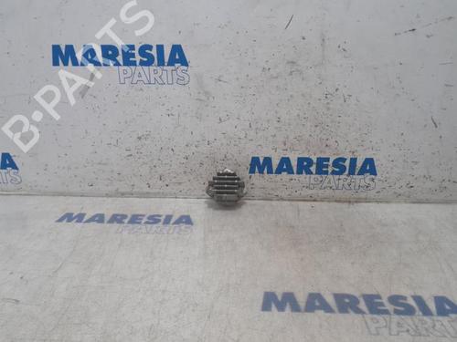 Used Other RENAULT CAPTUR I (J5_, H5_) 1.3 TCe 150 (J5NK, J5JS) (150 hp) 31518681