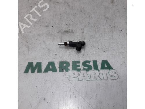 Used Injector FIAT GRANDE PUNTO (199_) 1.4 T-Jet (199AXM1A, 199BXM1A, 199BXN1A) (120 hp) 31471063