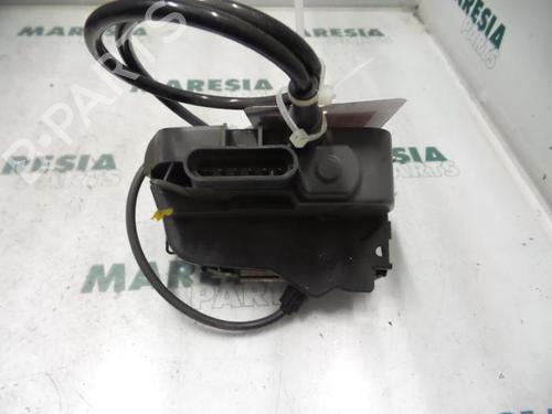 electronic-module-renault-megane-ii-bm01_-cm01_-2001-2002-2003-2004-2005-2006-2007-2008-2009-2010-2011-2012-31525606 main image