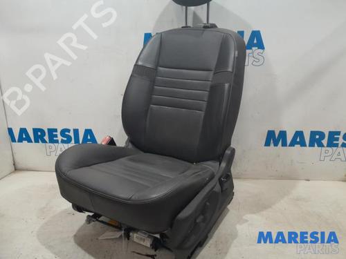 Used Left front seat RENAULT SCÉNIC III (JZ0/1_) 2.0 16V (JZ0G, JZ0P, JZ1E, JZ1P) (140 hp) 31425165