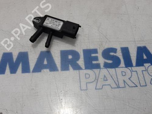 electronic-sensor-renault-trafic-iii-van-fg_-2014-31437723 main image