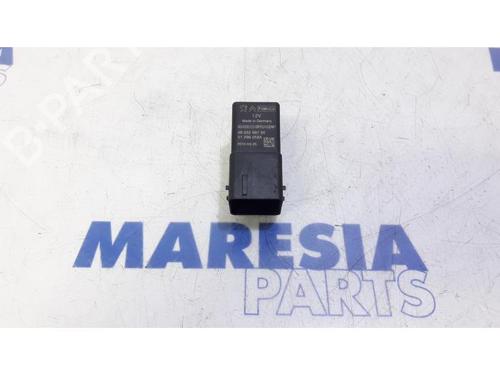 Used Electronic sensor CITROËN C4 Picasso II 1.6 BlueHDi 120 (120 hp) 31517224