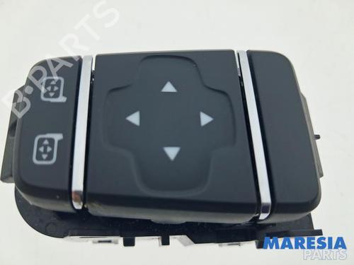 Comando specchietti Comando specchietti RENAULT CLIO IV Grandtour (KH_) 0.9 TCe 90 (90 hp) 37523987 37523987