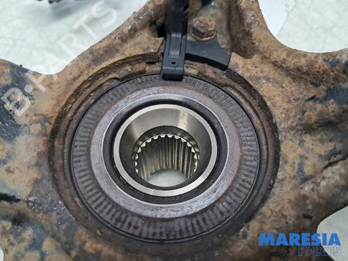 Left front steering knuckle PEUGEOT 5008 (0U_, 0E_) 1.6 16V | BP31632019M25