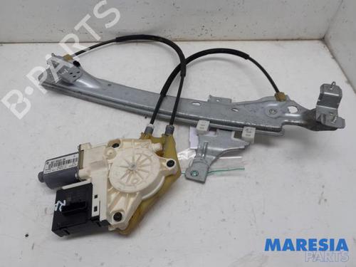 Used Rear right window mechanism Rear right window mechanism RENAULT MEGANE III Grandtour (KZ0/1) 1.4 TCe (KZ0F, KZ1V) (130 hp) 31418127 31418127
