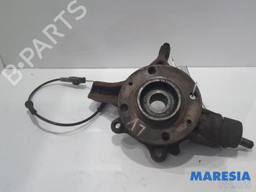 Used Left front steering knuckle PEUGEOT 308 I (4A_, 4C_) 1.6 16V (120 hp) 31499730