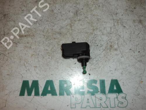 headlight-adjuster-motor-fiat-punto-188_-1999-2000-2001-2002-2003-2004-2005-2006-2007-2008-2009-2010-2011-2012-31488745 main image