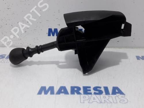 Palanca de cambios RENAULT MASTER III Van (FV) 2.3 dCi 150 FWD (FV0F, FV03, FV09) (150 hp) 31417493