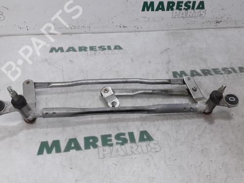Used Front wipers mechanism FIAT PANDA (312_, 319_) 0.9 (312PXP1A) (60 hp) 31442310