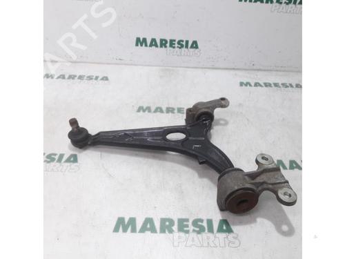 left-front-suspension-arm-peugeot-expert-van-vf3a_-vf3u_-vf3x_-2007-31510813 main image