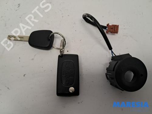 Engine control unit (ECU) PEUGEOT 308 SW I (4E_, 4H_) 1.6 16V | BP31494477M57 