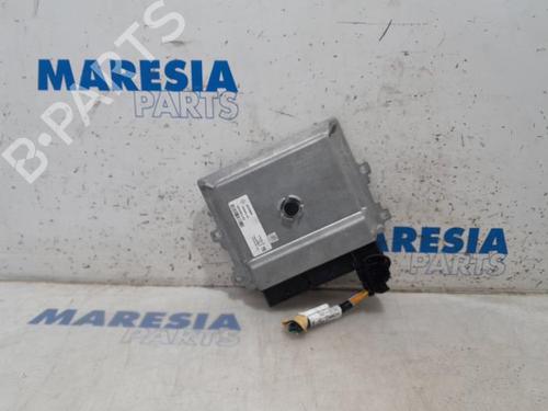 Used Engine control unit (ECU) RENAULT CLIO IV (BH_) 0.9 TCe 90 (BHNF, BHMA, BHMH, BHJK, BHJR) (90 hp) 31527442