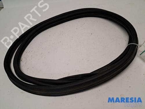 Used Crossmember RENAULT CLIO V (B7_) 1.0 TCe 100 (B7MT) (101 hp) 31451801