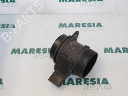 Used Mass air flow sensor PEUGEOT EXPERT Van (222) 2.0 HDI (94 hp) 31530743