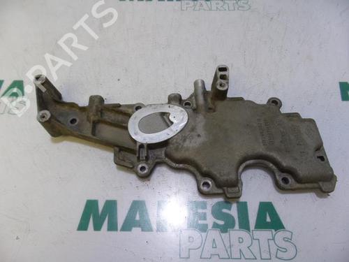Used Valve cover RENAULT CLIO II (BB_, CB_) 1.4 16V (B/CB0P, BB13) (98 hp) 31514408