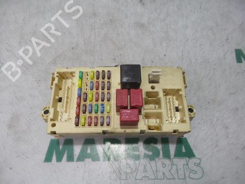Used Fuse box PEUGEOT BOXER Van 2.2 HDi 100 (101 hp) 31438409