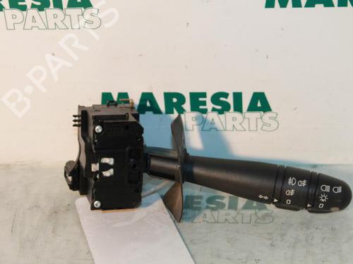 Used Steering column stalk RENAULT MEGANE I Grandtour (KA0/1_) 1.4 e (KA0V) (75 hp) 31464846