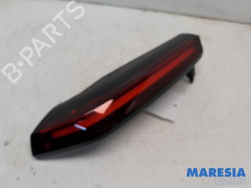 Used Left taillight CITROËN C4 III (BA_, BB_, BC_) ë-C4 (BCZKXC, BZCKSC) (136 hp) 31478023