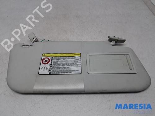 Zonneklep rechts FIAT 500L (351_, 352_) 0.9 (199LYC1B) (105 hp) 31491287