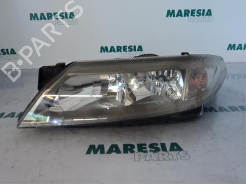 Used Left headlight RENAULT LAGUNA II Grandtour (KG0/1_) 2.0 16V IDE (KG0N) (140 hp) 31483702