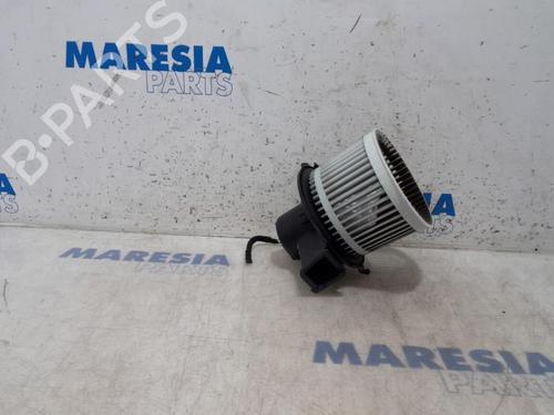 Used Heater blower motor FIAT 500 (312_) 1.2 (312AXA1A) (69 hp) 31386719