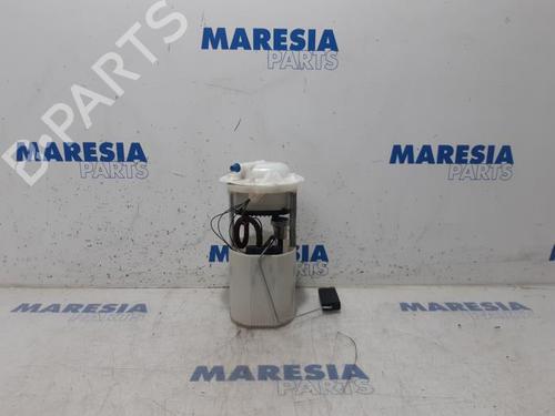 Used Fuel pump FIAT 500 (312_) 1.2 (312AXA1A) (69 hp) 31438281