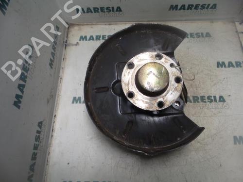 Used Left rear steering knuckle PEUGEOT 404 1.6 (73 hp) 31420031