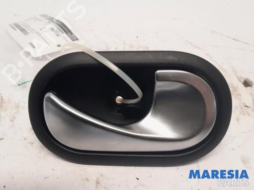 hjre-bagtil-udvendigt-handtag-renault-twingo-iii-bcm_-bca_-2014-31521121 main image