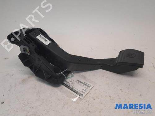 Used Break pedal ALFA ROMEO STELVIO (949_) 2.0 Q4 (949.AXA2A) (280 hp) 31390598