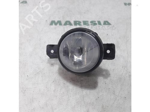 right-front-fog-light-renault-clio-iii-grandtour-kr01_-2007-31516654 main image