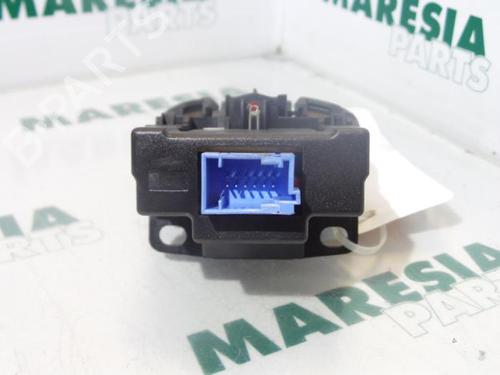 Comutador RENAULT ESPACE IV (JK0/1_) 2.2 dCi (JK0H) | BP31499027I30