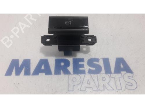 Used Switch CITROËN C4 Grand Picasso II (DA_, DE_) 1.6 BlueHDi 120 (120 hp) 31474455