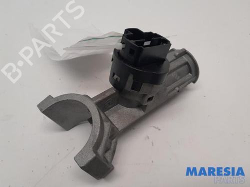 Used Ignition barrel FIAT DUCATO Van (250_) 120 Multijet 2,3 D (120 hp) 31510292
