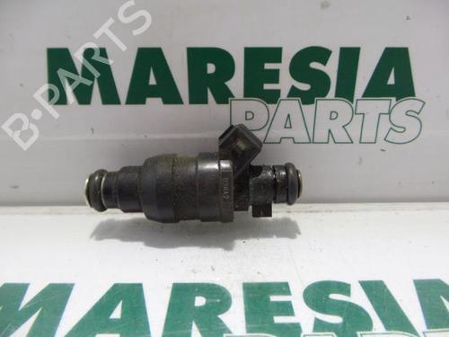 Used Injector PEUGEOT 306 Hatchback (7A, 7C, N3, N5) 1.8 16V (110 hp) 31531757