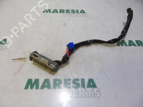 Used Ignition barrel PEUGEOT 206 Hatchback (2A/C) 1.4 i (75 hp) 31432704