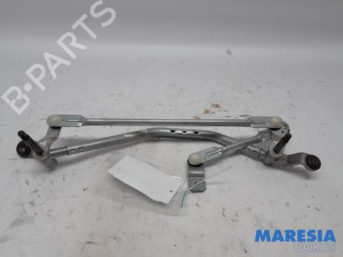 Used Front wipers mechanism RENAULT CAPTUR I (J5_, H5_) 1.2 TCe 120 (118 hp) 31384962