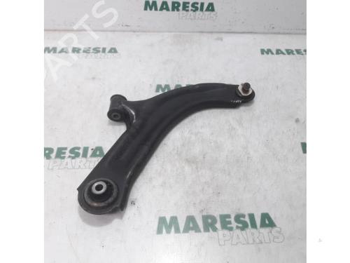 other-renault-clio-iii-grandtour-kr01_-2007-31407082 main image